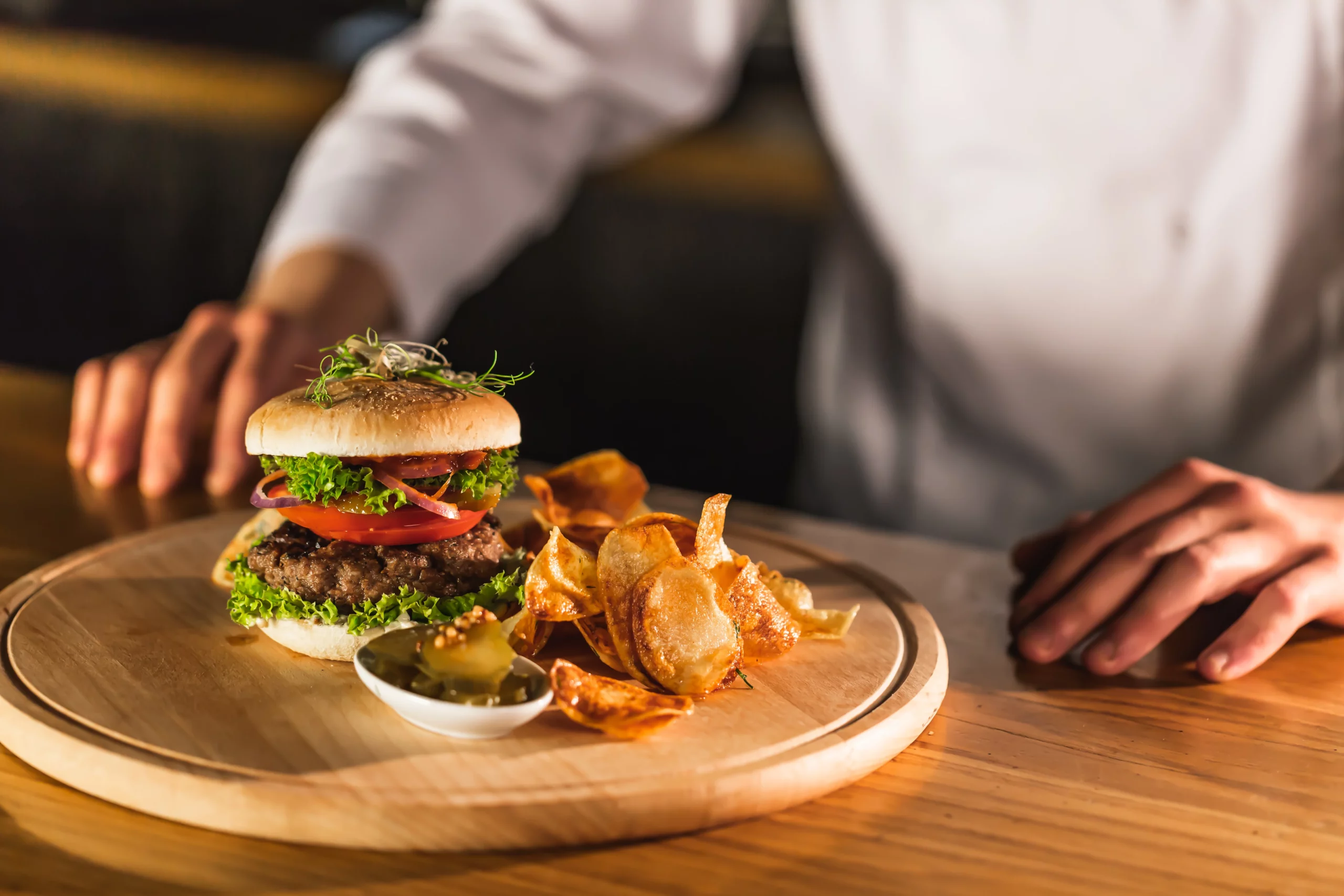 Le burger artisanal au Luxembourg : un voyage de saveurs à Lounge Act One